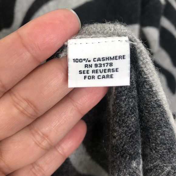 The Cashmere Project Gray Black Zebra Swirl Long Sleeve Cashmere Sweater XS - Picture 5 of 7